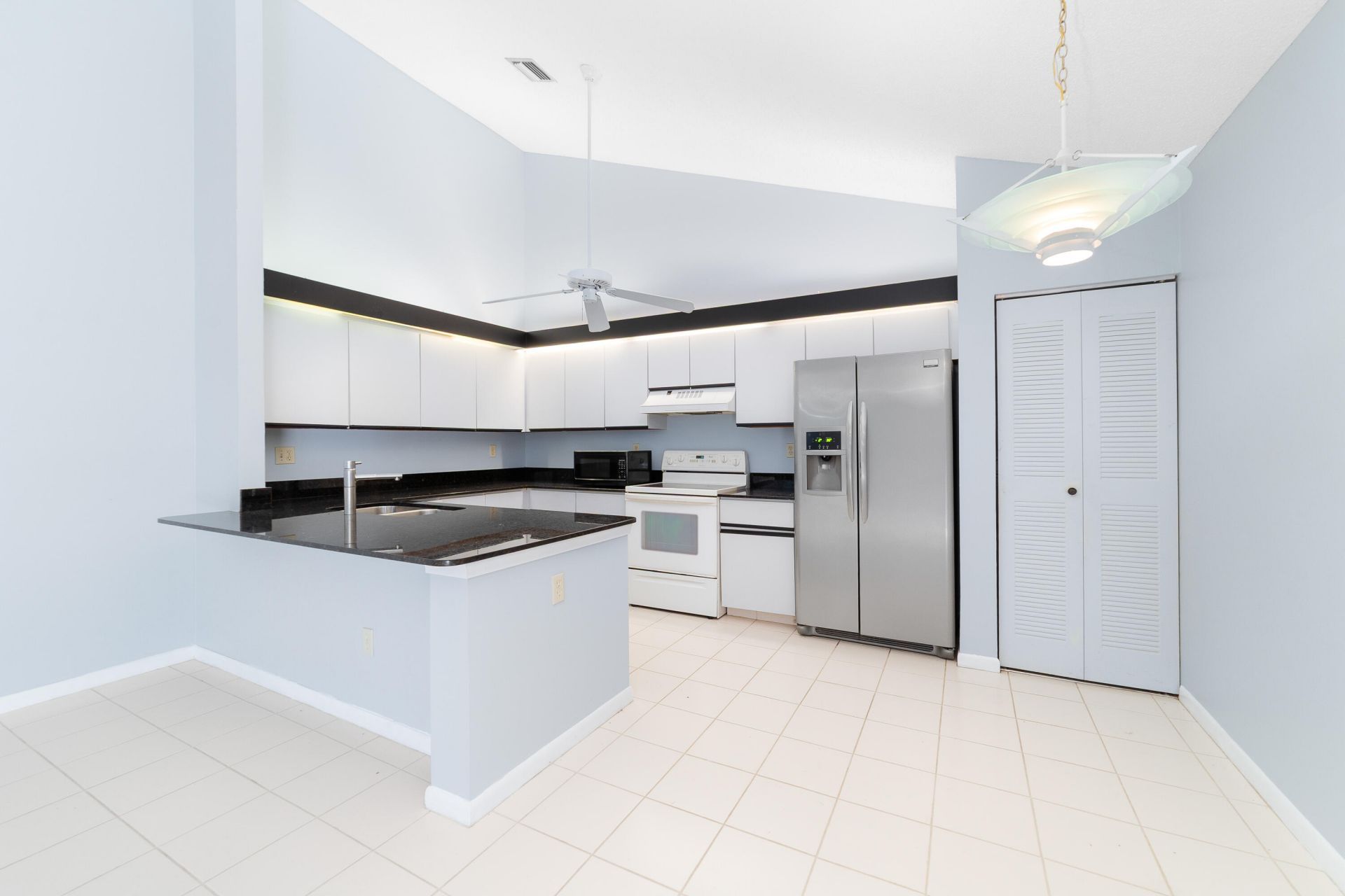 1139 Summit Trail Circle, Unit A, West Palm Beach, FL 33415 Photo