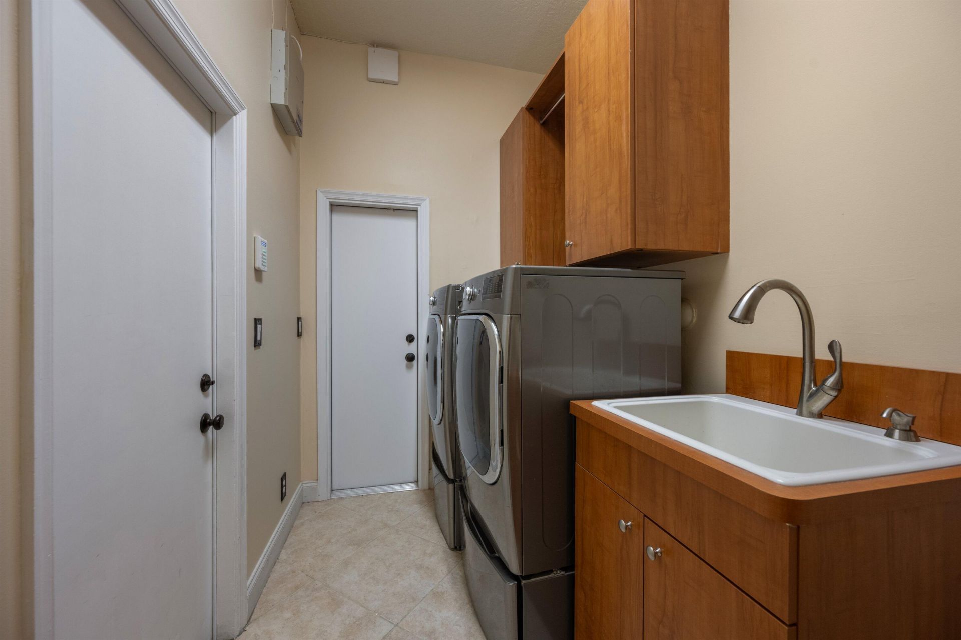 17104 Gulf Pine Circle, Wellington, FL 33414 Photo