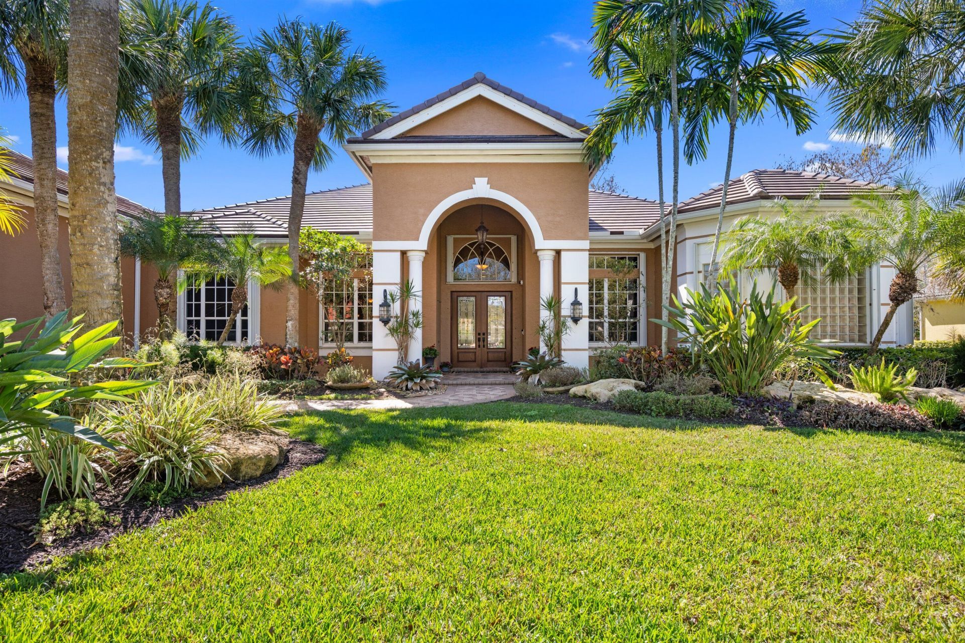 17104 Gulf Pine Circle, Wellington, FL 33414 Photo