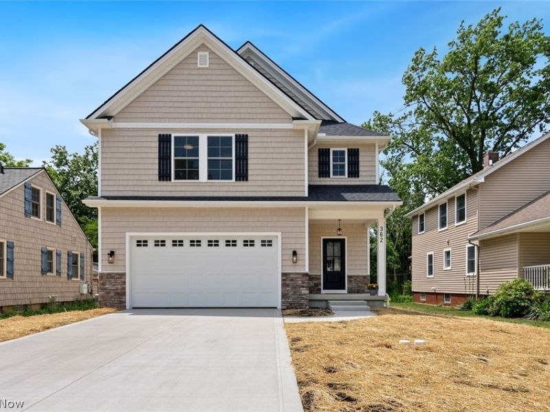 362 Oakmoor Avenue, Bay Village, OH 44140 Photo 2