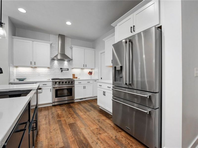 362 Oakmoor Avenue, Bay Village, OH 44140 Photo 6