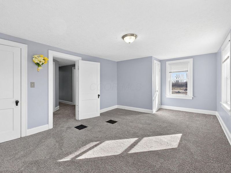 3288 E 5th Avenue, Columbus, OH 43219 Photo 24