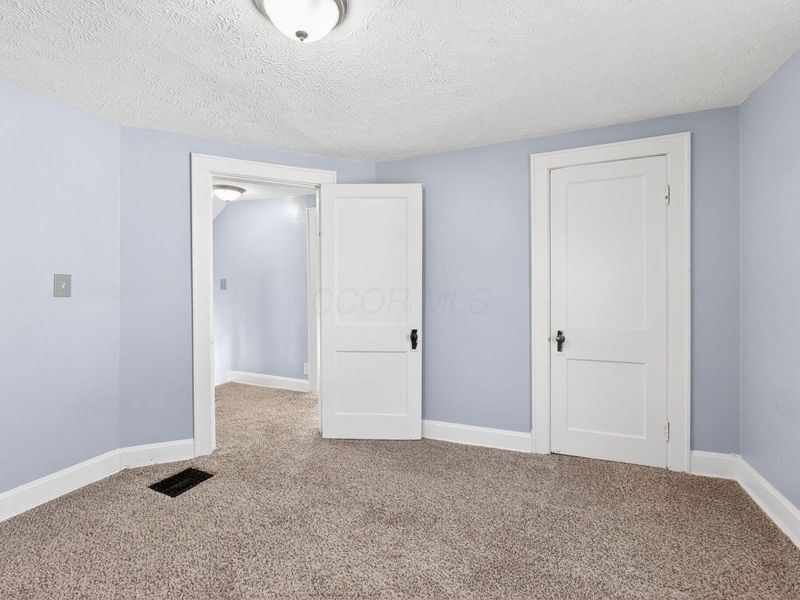 3288 E 5th Avenue, Columbus, OH 43219 Photo 29