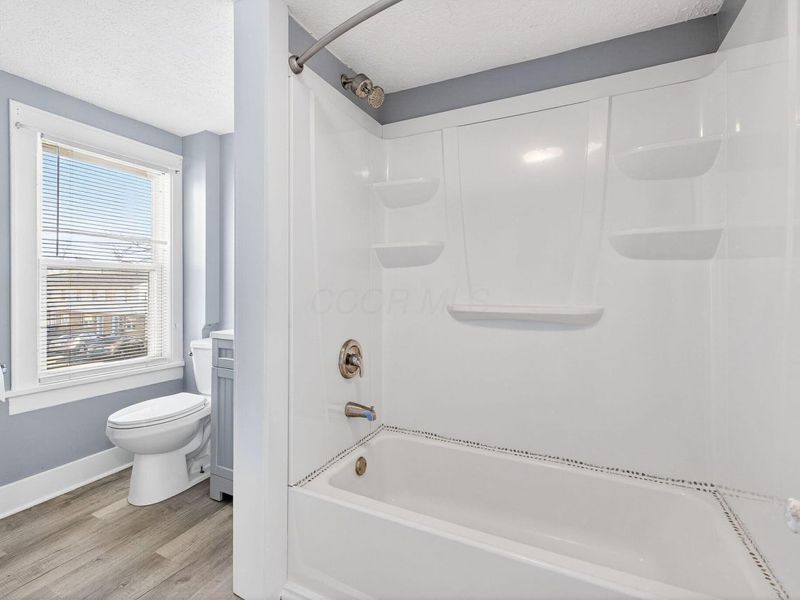 3288 E 5th Avenue, Columbus, OH 43219 Photo 32