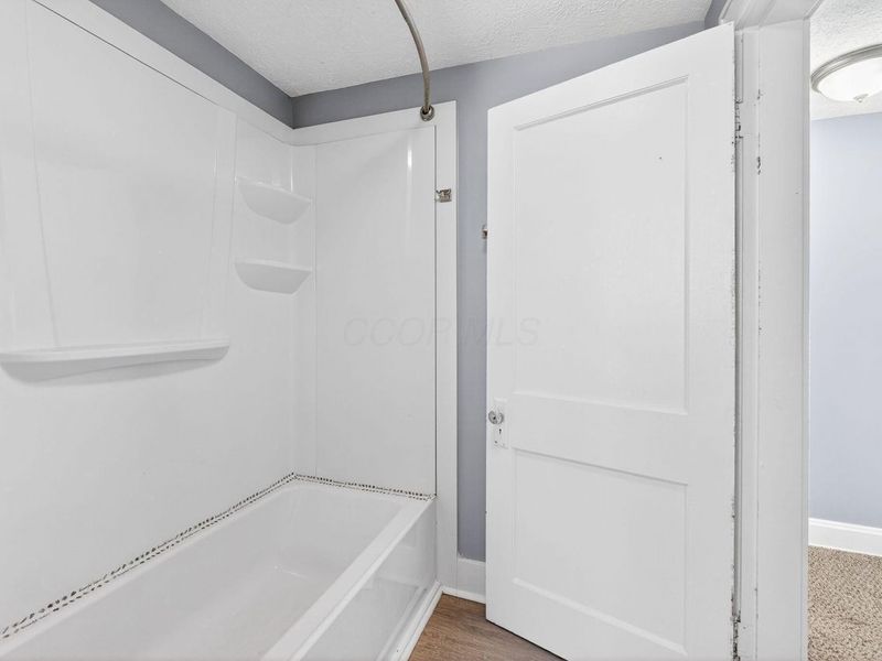 3288 E 5th Avenue, Columbus, OH 43219 Photo 33