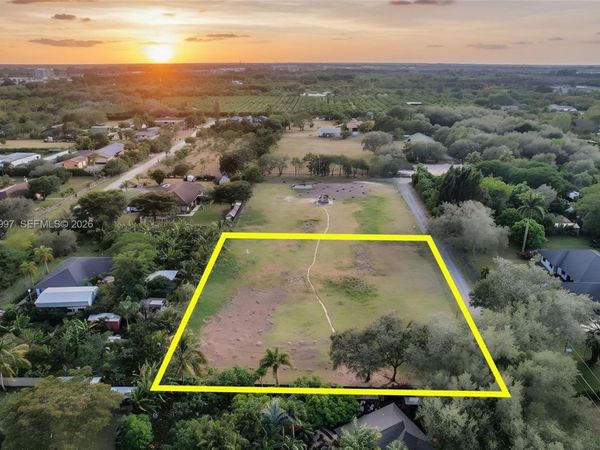 25710 SW 153 Ct, Unincorporated Dade County, FL 33032