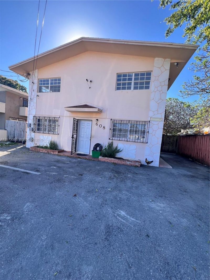 608 SW 15th Ave, Unit 2, Miami, FL 33135 Photo