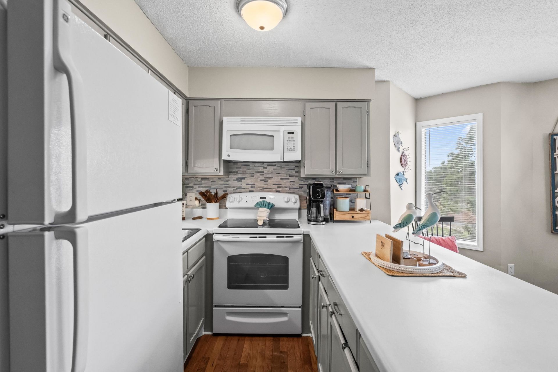 1500 Cenith Dr. Photo 14