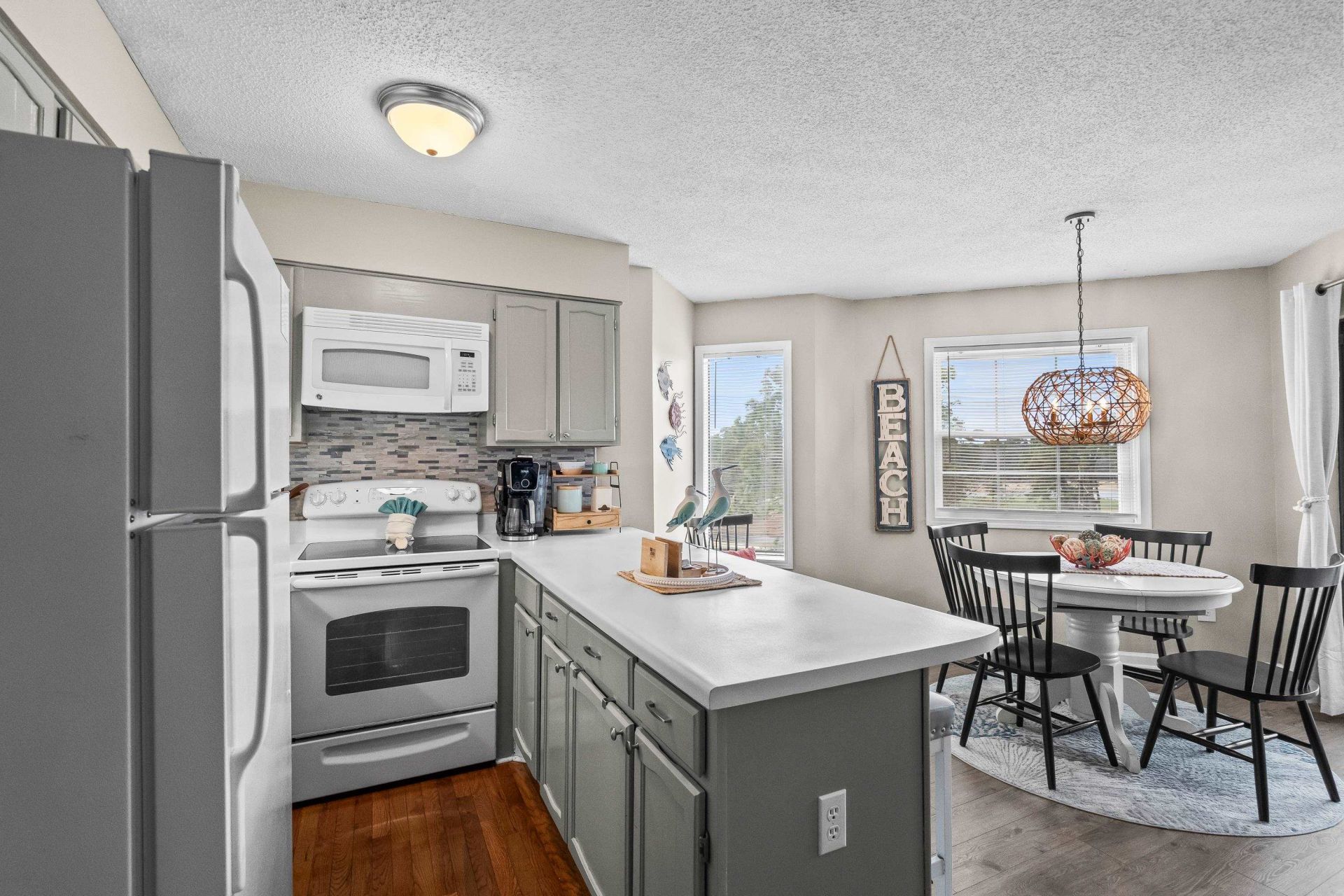 1500 Cenith Dr. Photo 14