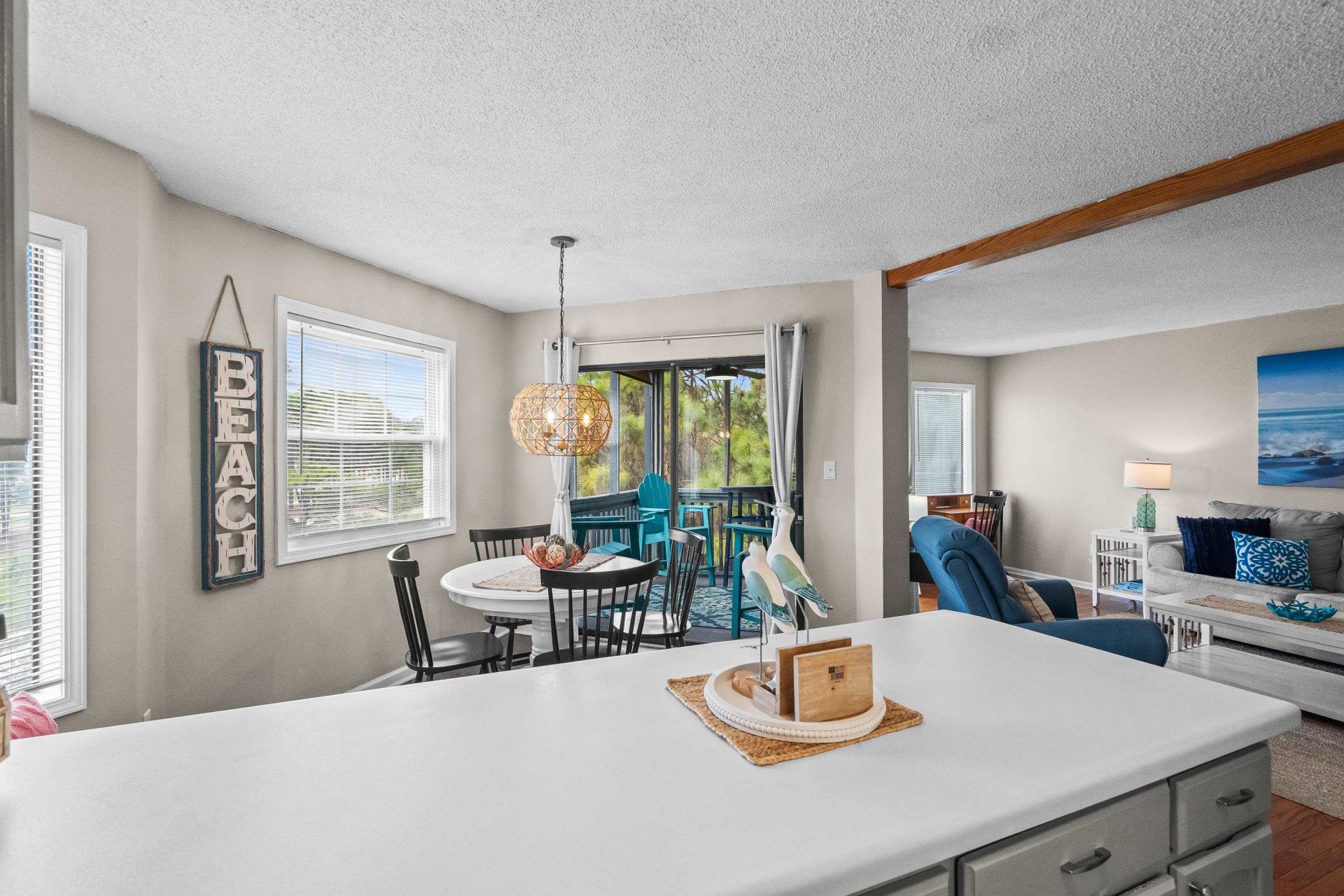 1500 Cenith Dr. Photo 16
