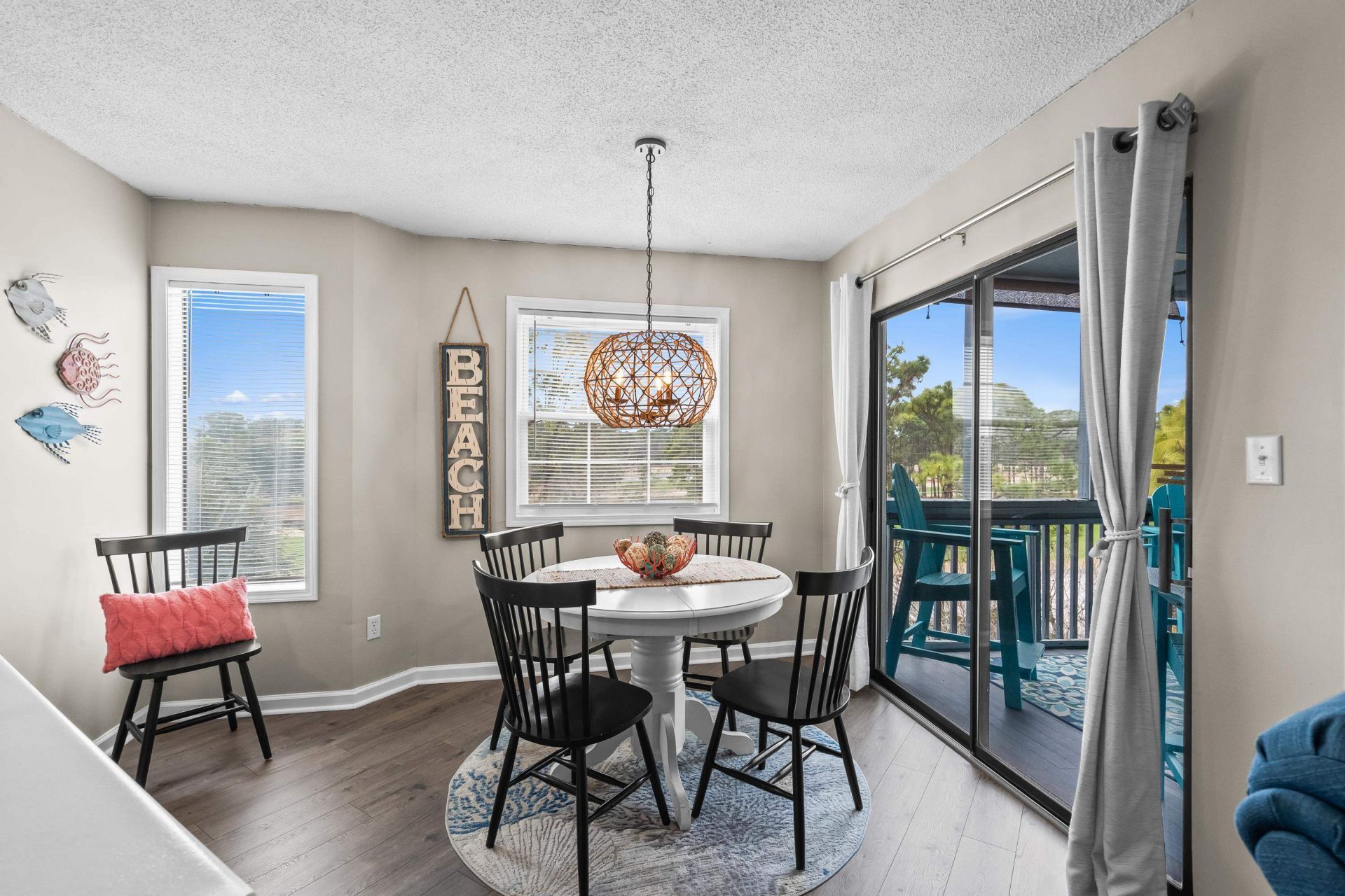 1500 Cenith Dr. Photo 17