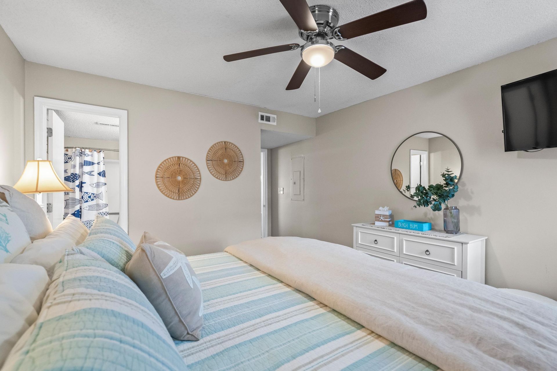 1500 Cenith Dr. Photo 28