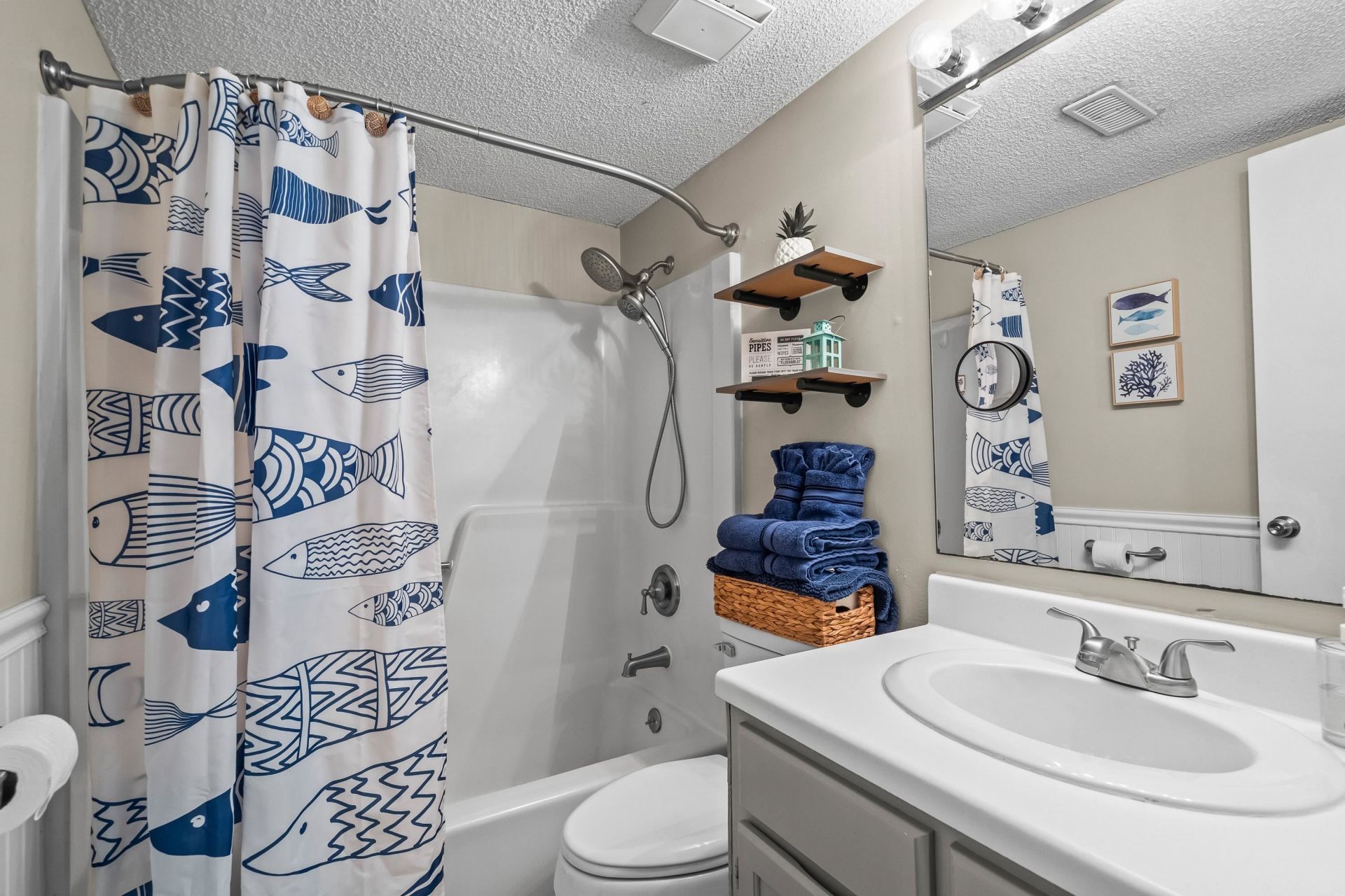 1500 Cenith Dr. Photo 29