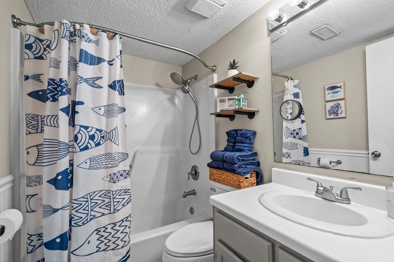 1500 Cenith Dr. Photo 36