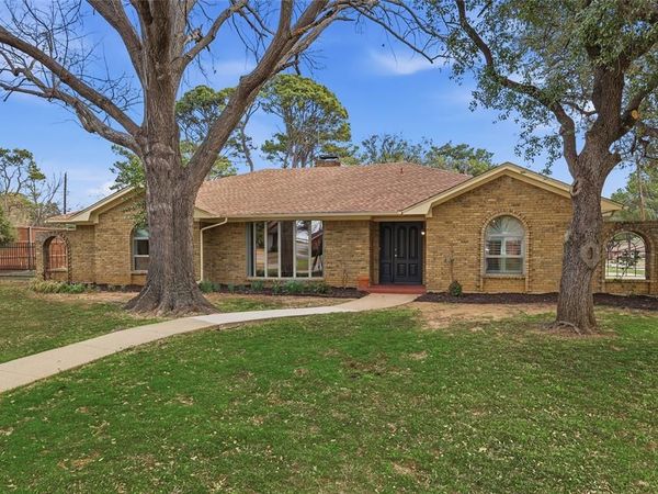 401 Monti Drive, Lewisville, TX 75057