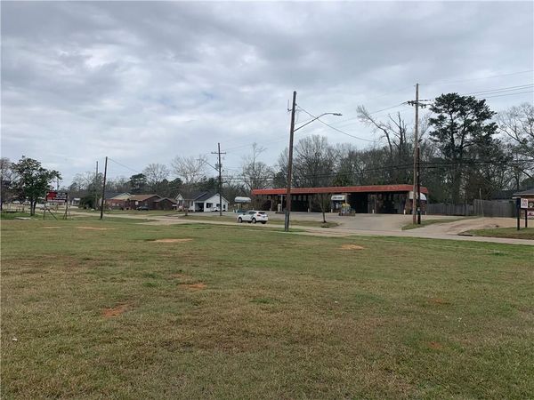 702 AVENUE G Avenue , Kentwood, LA 70444