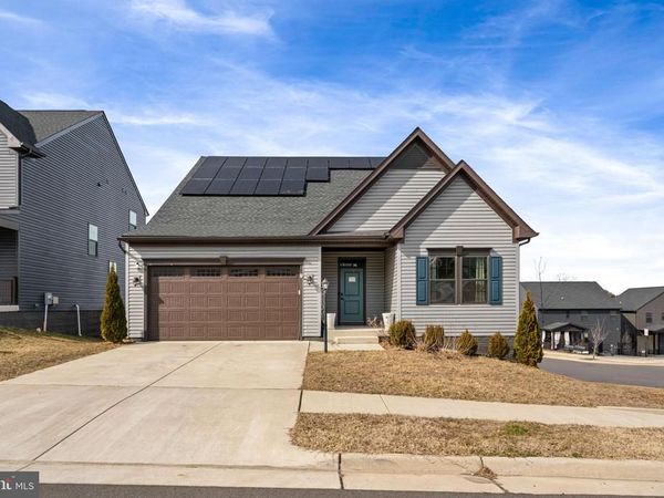 1601 RAMPART DRIVE , FREDERICKSBURG, VA 22401