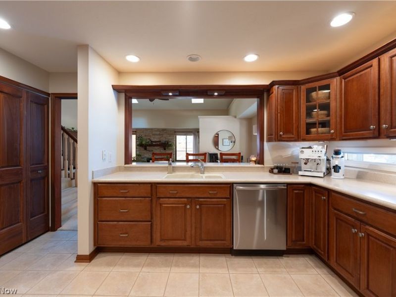 1893 Brookwood Drive, Akron, OH 44313 Photo 11