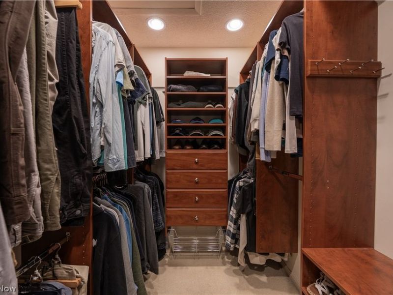 1893 Brookwood Drive, Akron, OH 44313 Photo 22