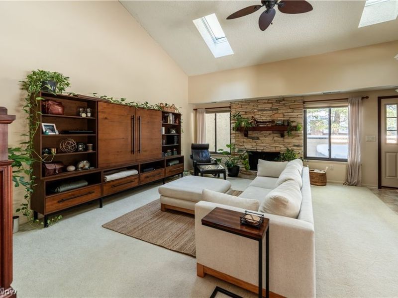 1893 Brookwood Drive, Akron, OH 44313 Photo 8