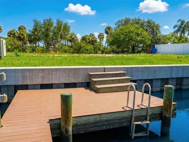 3904 DANA SHORES DRIVE , TAMPA, FL 33634