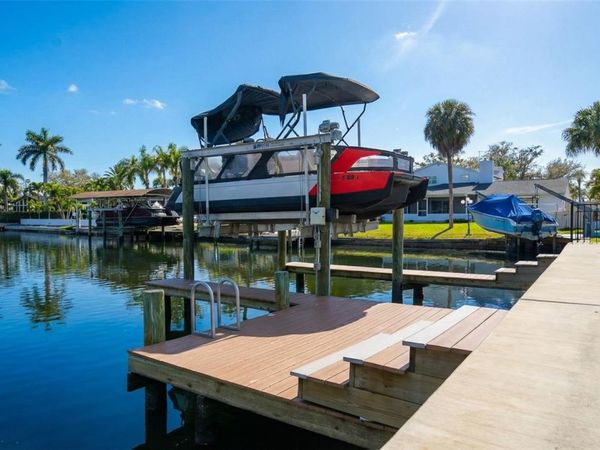 3904 DANA SHORES DRIVE, TAMPA, FL 33634