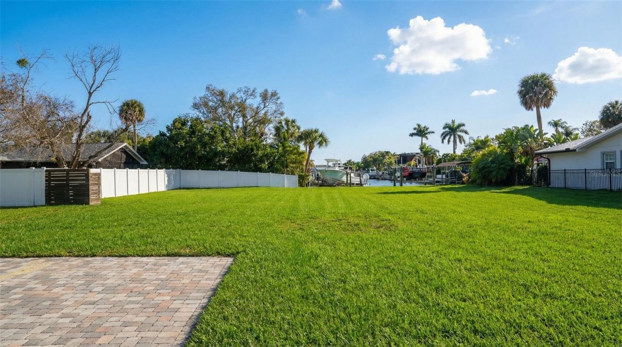 3904 Dana Shores Drive, Tampa, FL 33634 Photo