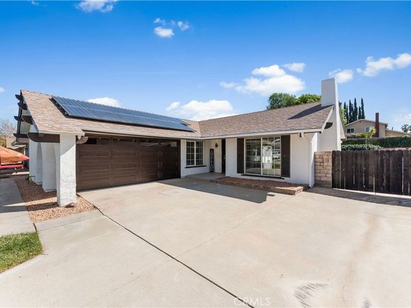 19532 Delight Street, Canyon Country, CA 91351