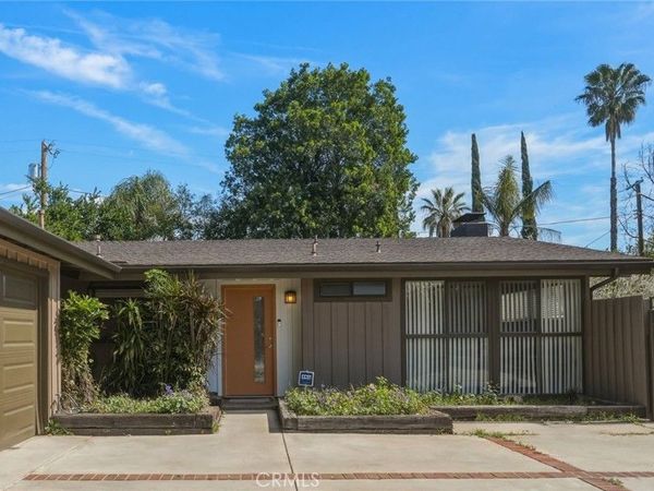 8452 Delco Avenue, Winnetka, CA 91306