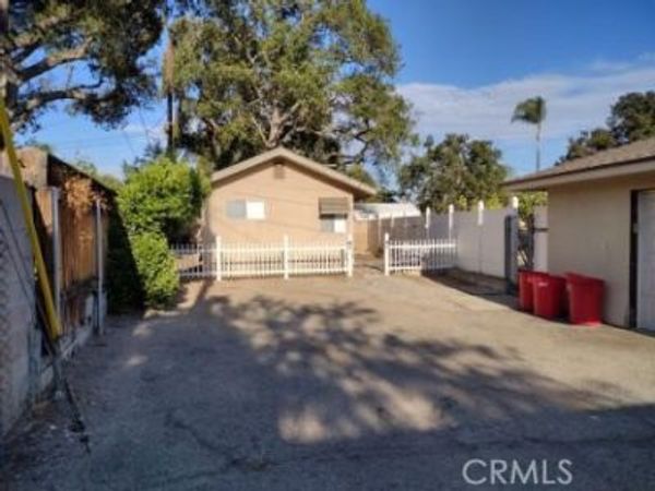 947 E Cypress Avenue, Glendora, CA 91741