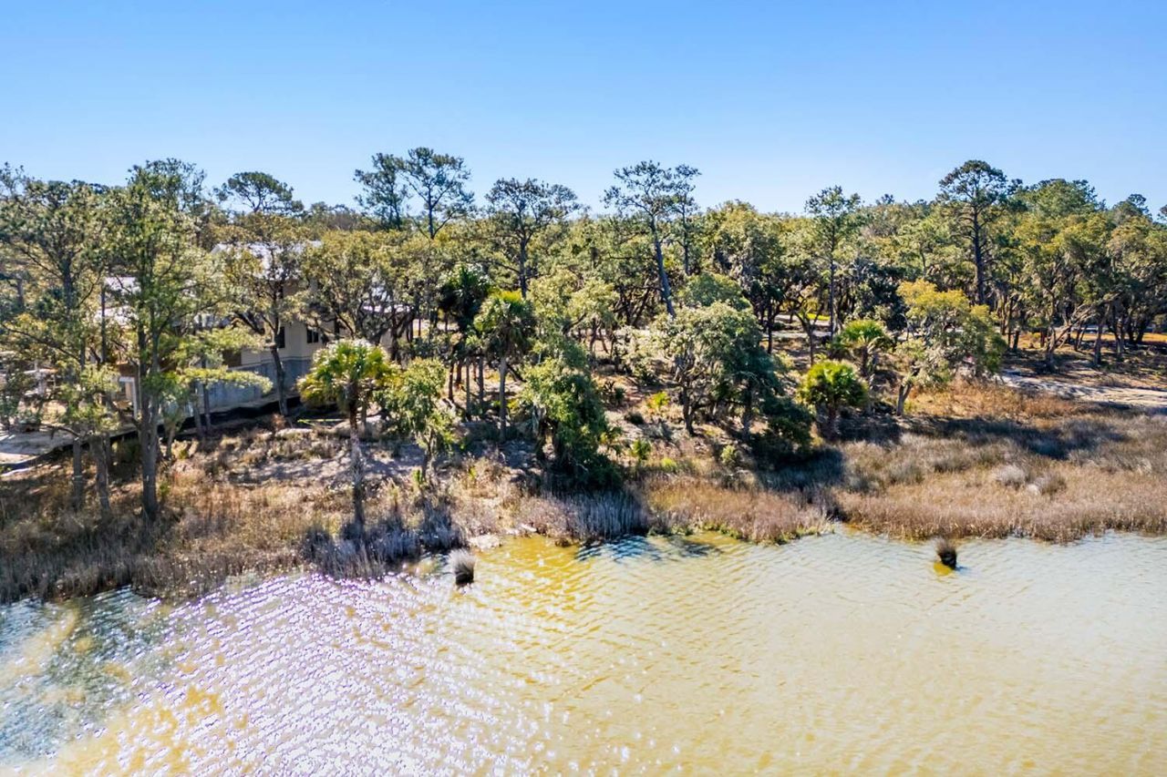 8111 Jack Island Drive Photo 4