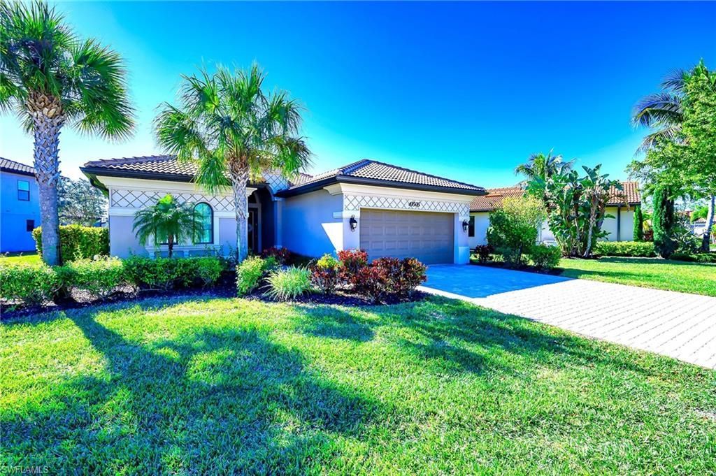 10505 Valencia Lakes Dr, Bonita Springs, FL 34135 Photo