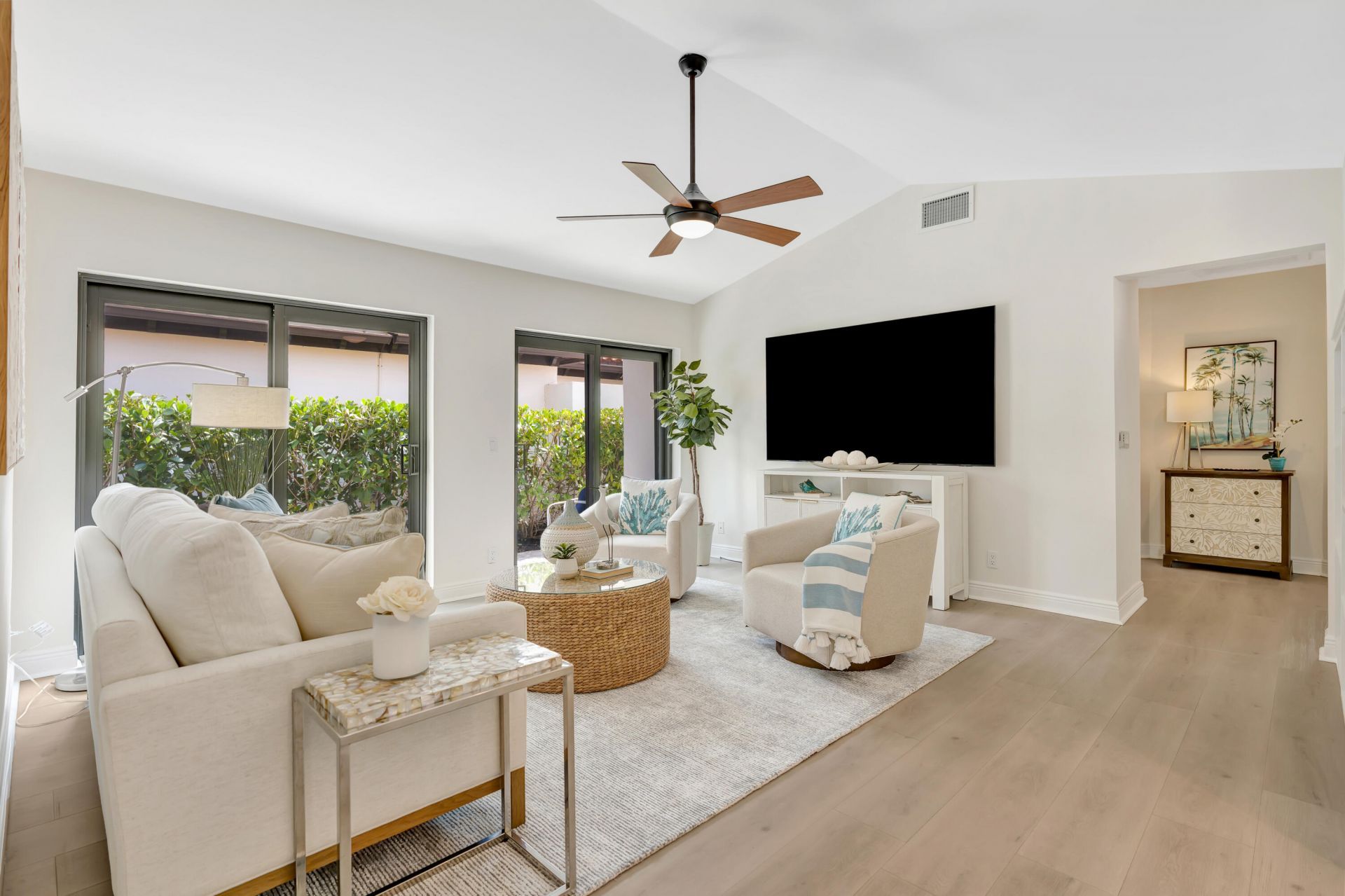 1472 Via Cameron, Jupiter, FL 33477 Photo