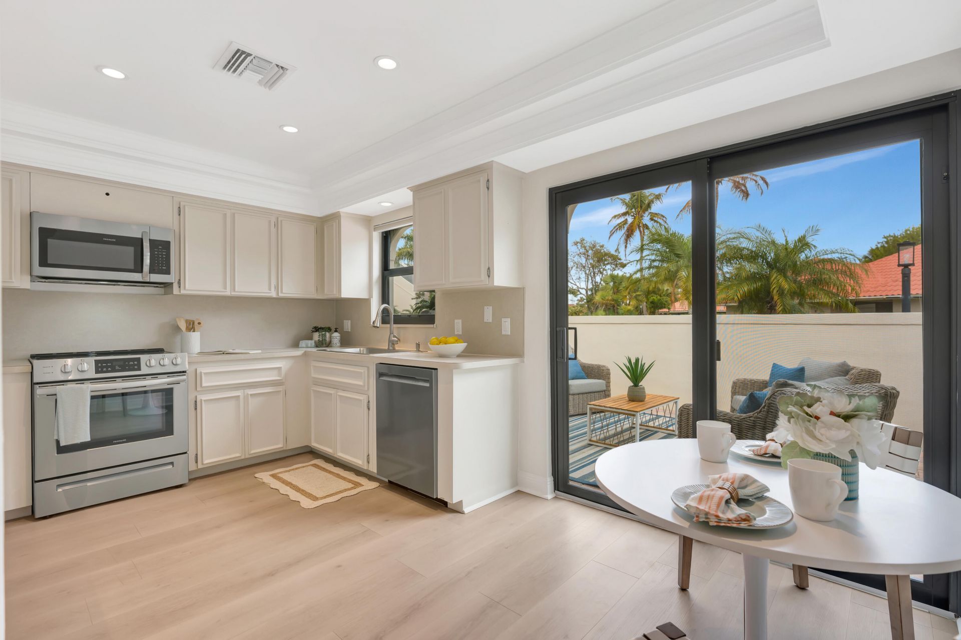 1472 Via Cameron, Jupiter, FL 33477 Photo