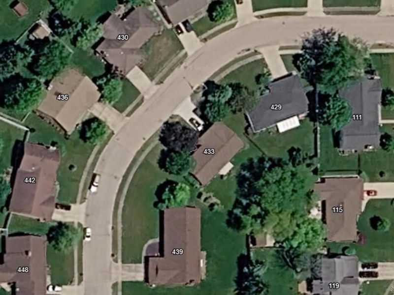 433 Edgebrook Avenue, Brookville, OH 45309 Photo 3