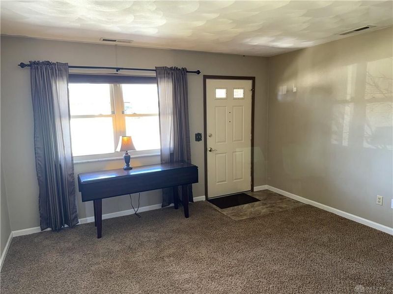 433 Edgebrook Avenue, Brookville, OH 45309 Photo 9