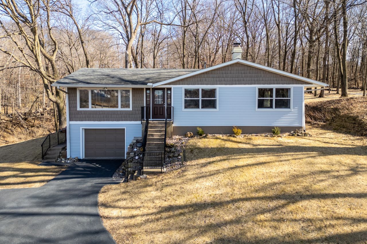 1102 S High Street, Port Byron, IL 61275 Main Photo