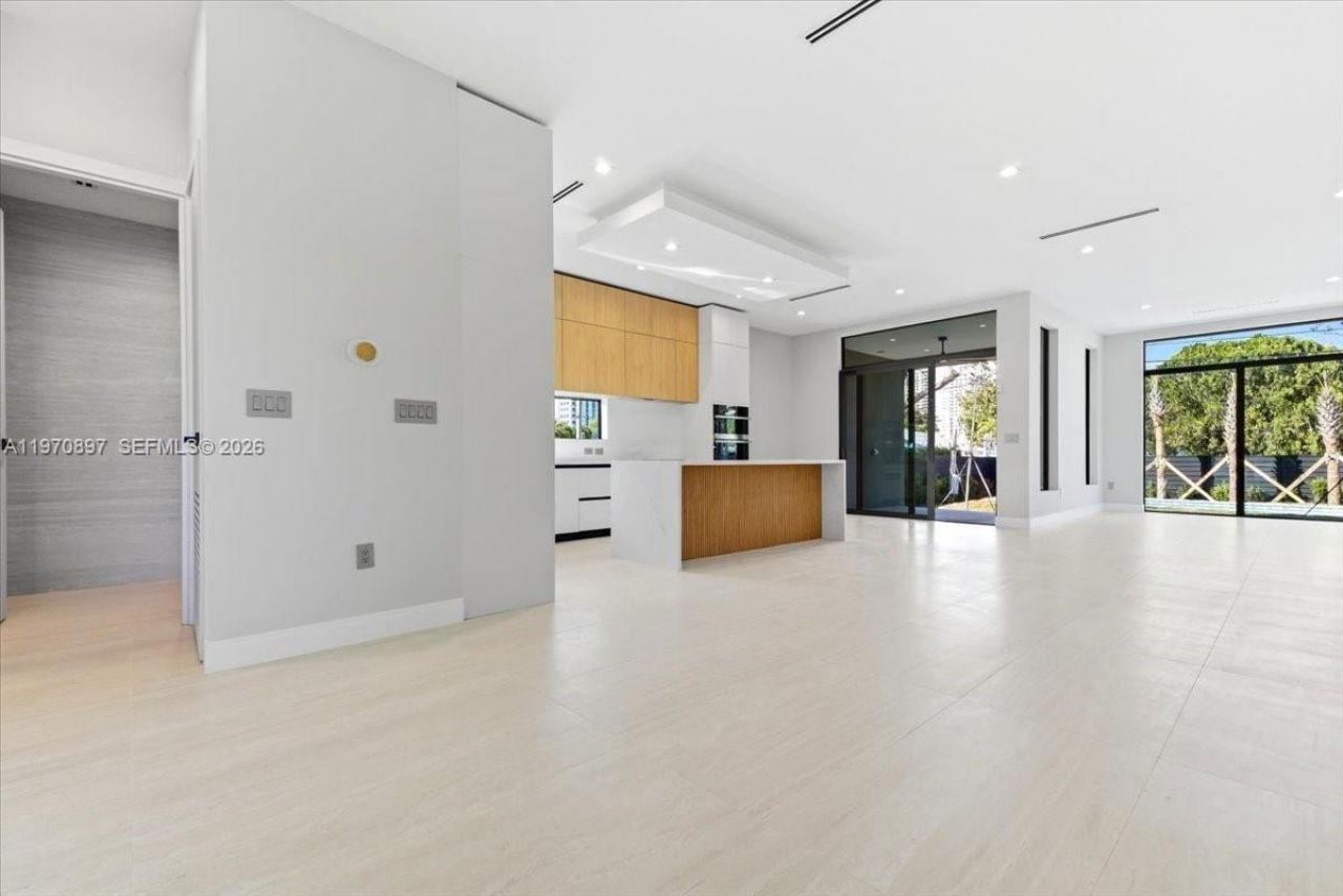 1637 Monroe St, Hollywood, FL 33020 Photo