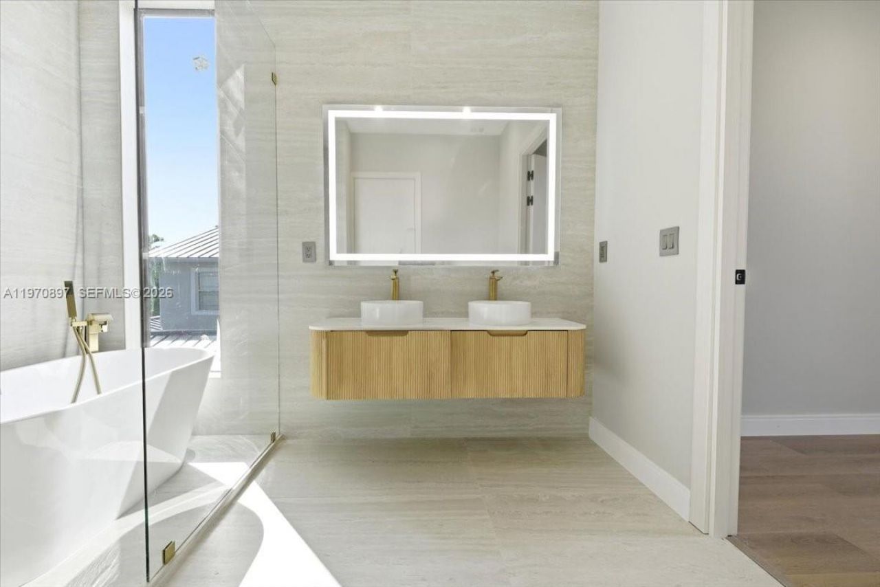 1637 Monroe St, Hollywood, FL 33020 Photo