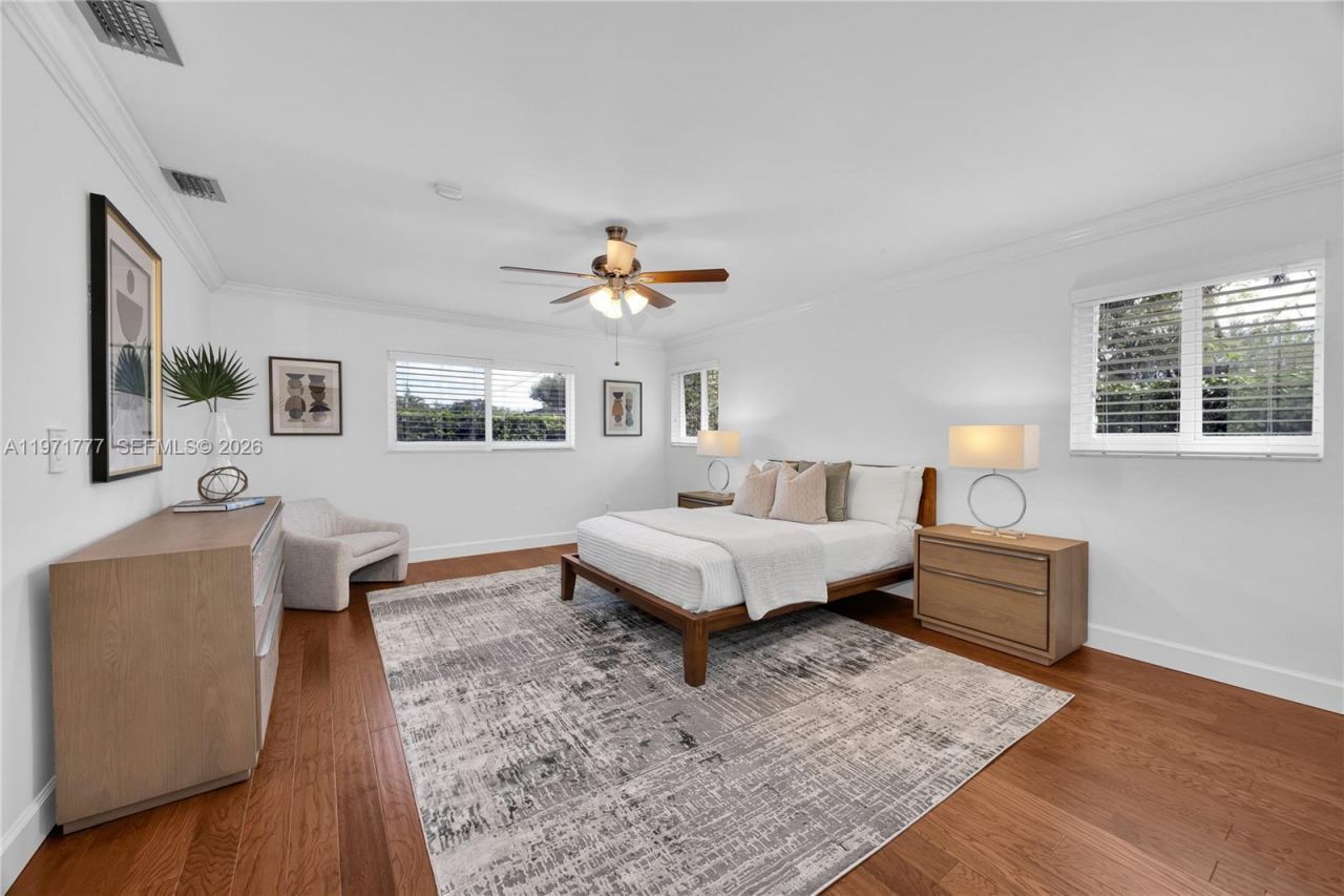 5680 SW 86th St, Miami, FL 33143 Photo