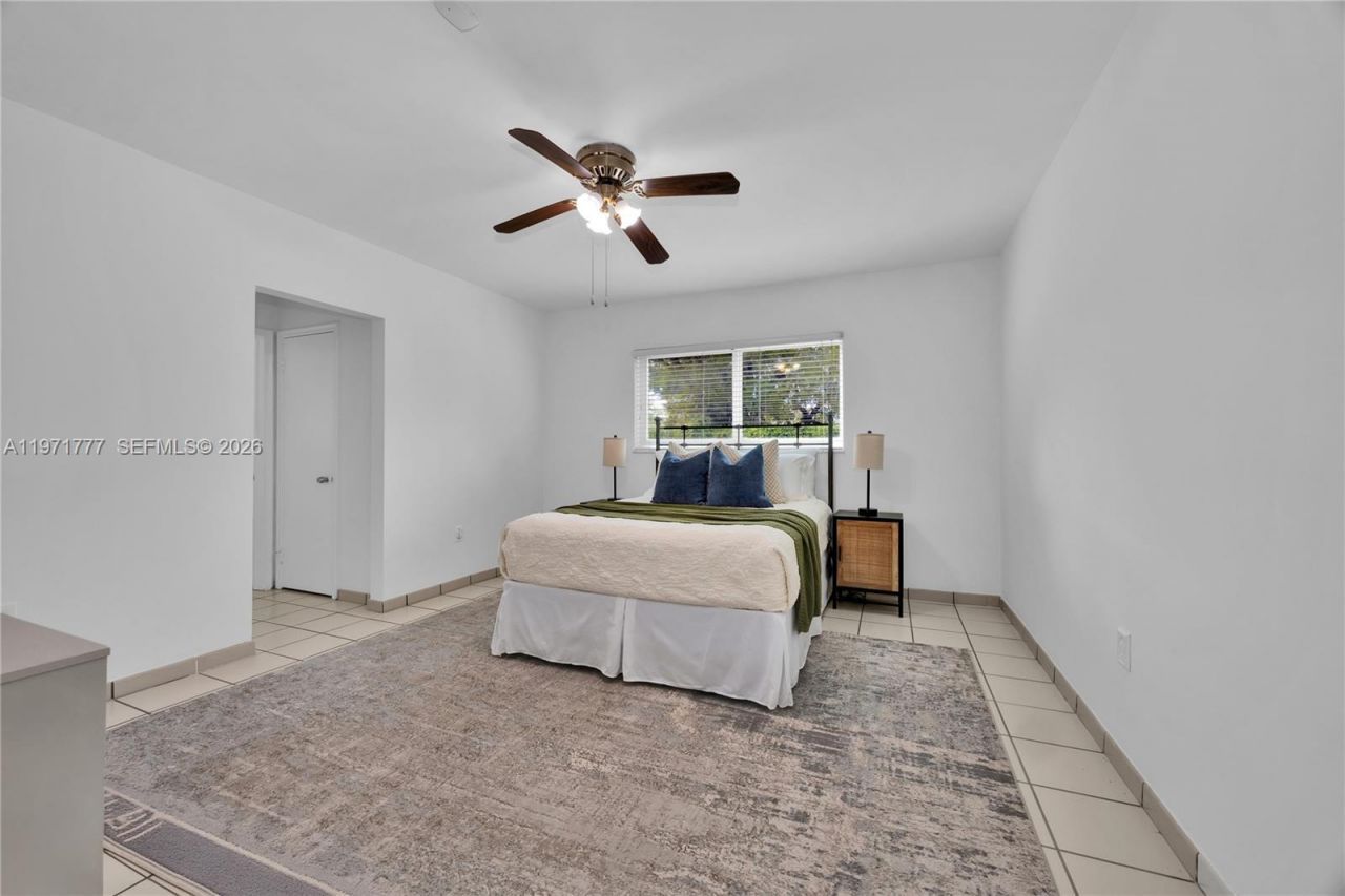 5680 SW 86th St, Miami, FL 33143 Photo