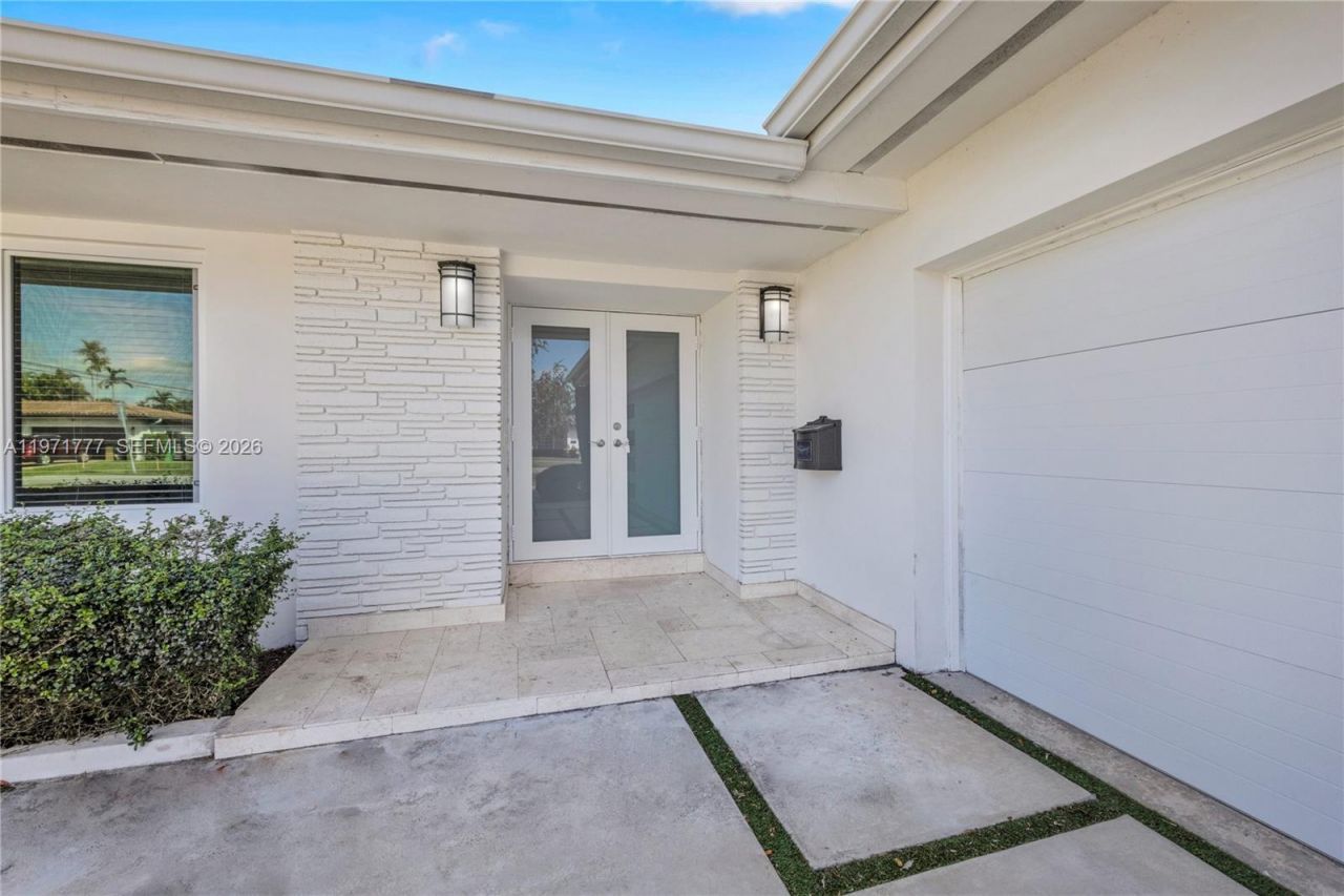 5680 SW 86th St, Miami, FL 33143 Photo