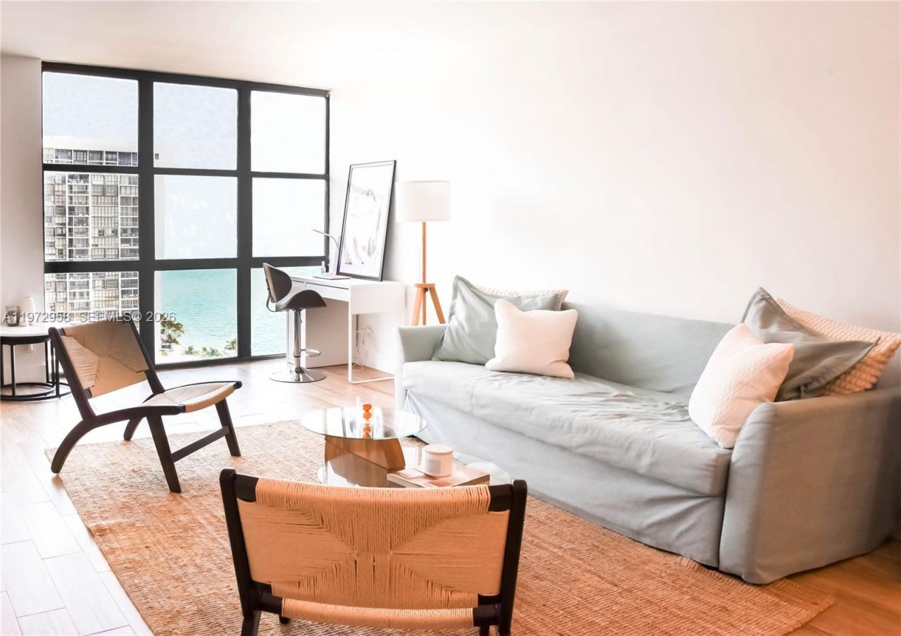 1925 NE Brickell Ave, Unit 1703, Miami, FL 33129 Photo