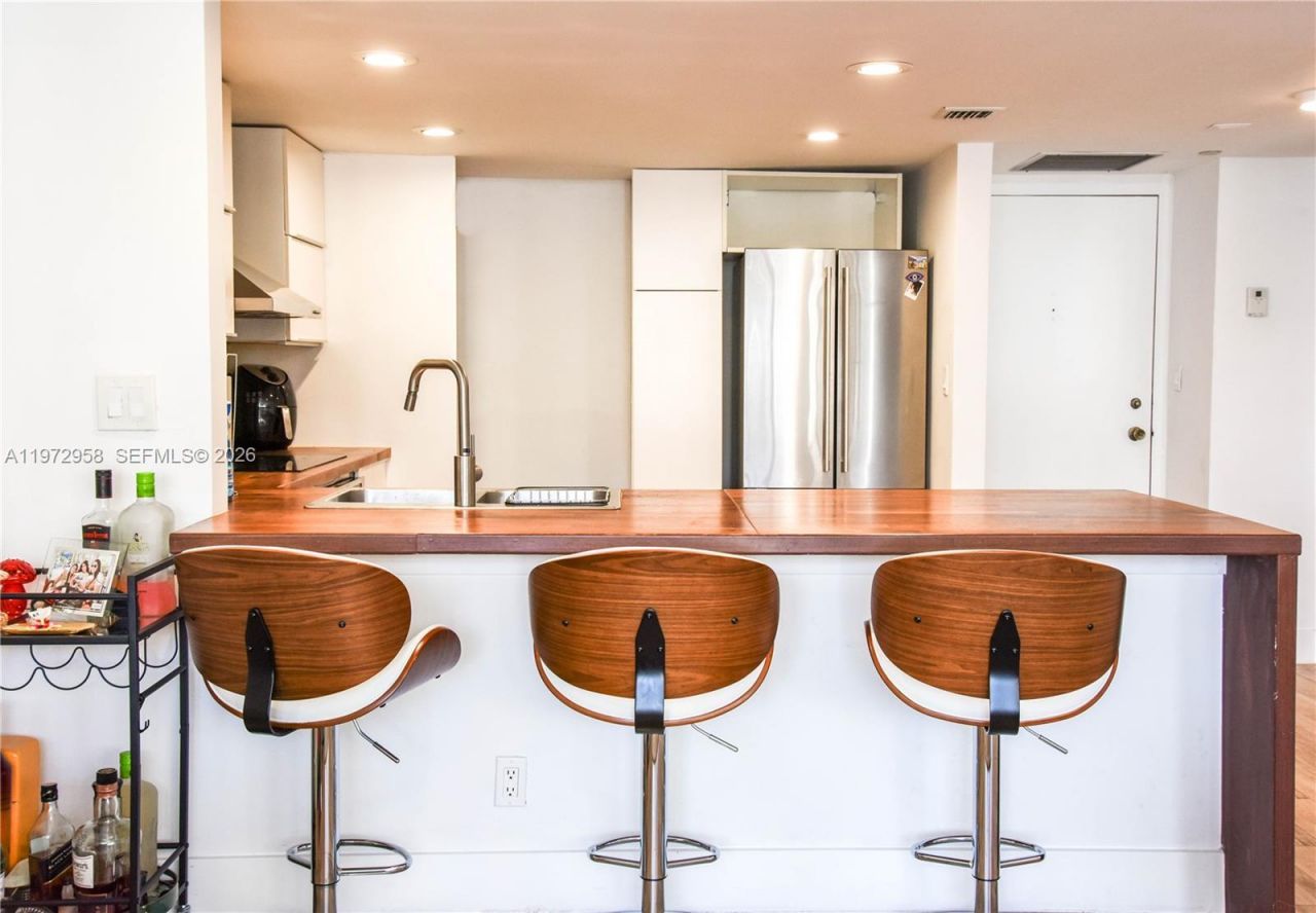 1925 NE Brickell Ave, Unit 1703, Miami, FL 33129 Photo