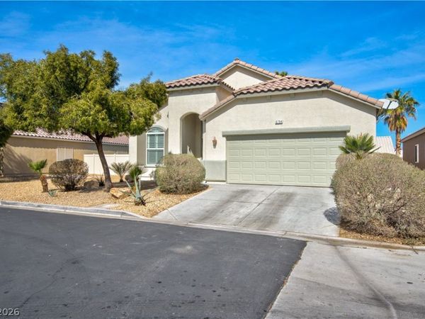 6794 Weeping Fig Court, Las Vegas, NV 89130