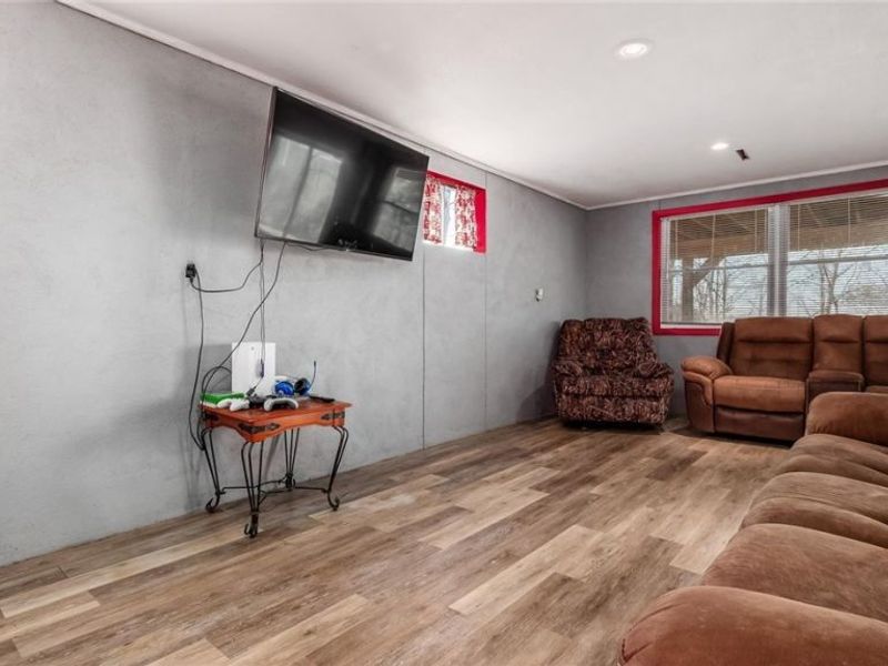 8010 Lakeview Drive, Nashport, OH 43830 Photo 18