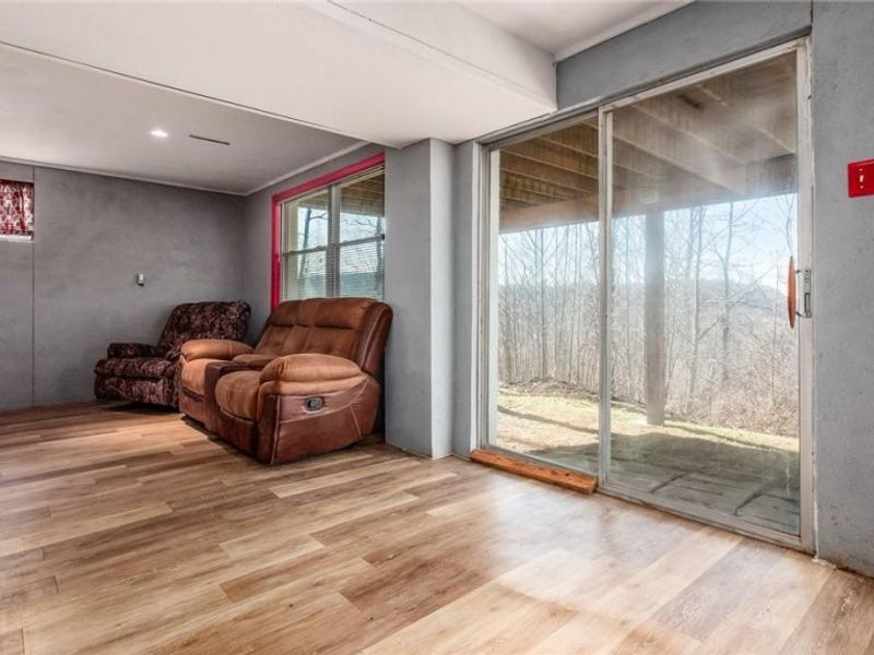 8010 Lakeview Drive, Nashport, OH 43830 Photo 20