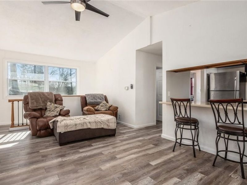 8010 Lakeview Drive, Nashport, OH 43830 Photo 3