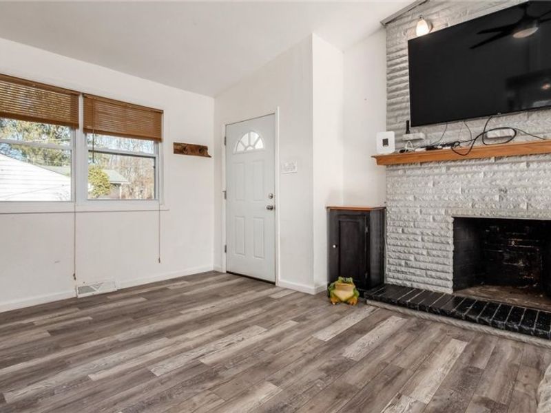 8010 Lakeview Drive, Nashport, OH 43830 Photo 5