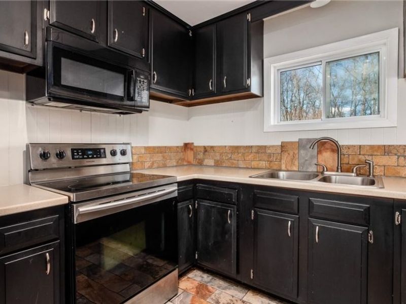 8010 Lakeview Drive, Nashport, OH 43830 Photo 9